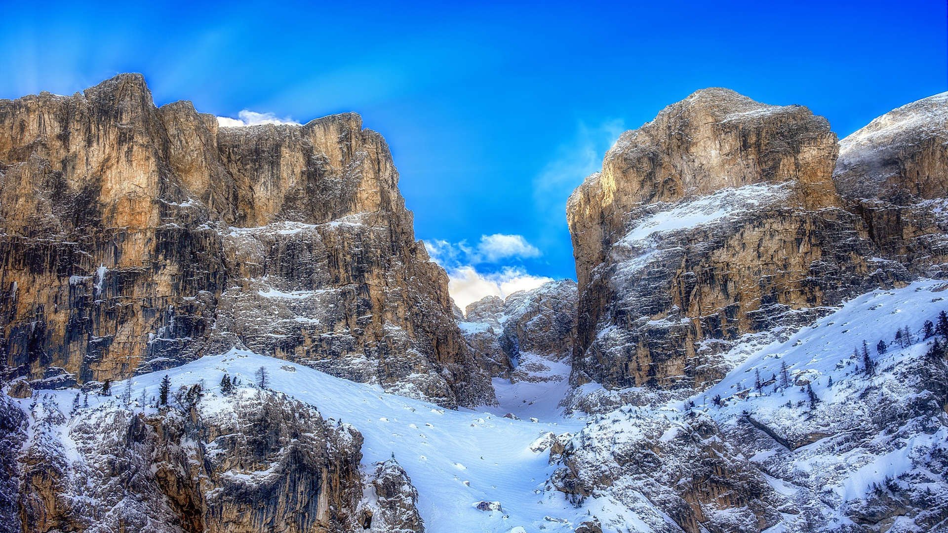欧洲杯战术创新:变化多端的布局折服众人,欧洲杯战术分析